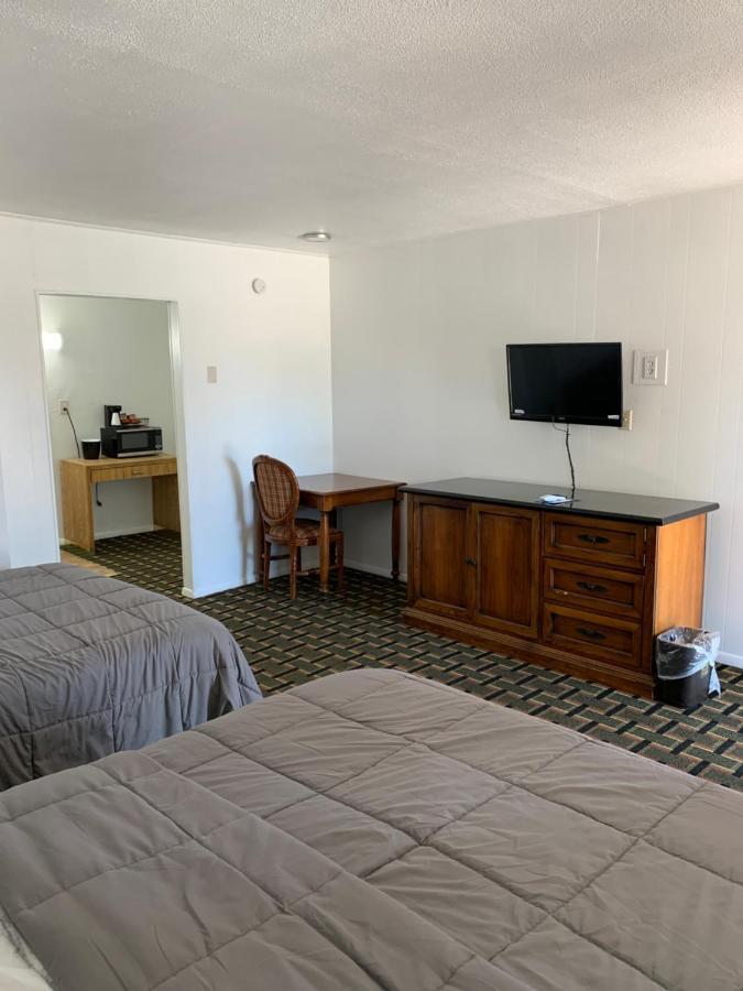 Rodeway Inn & Suites Ратон Экстерьер фото