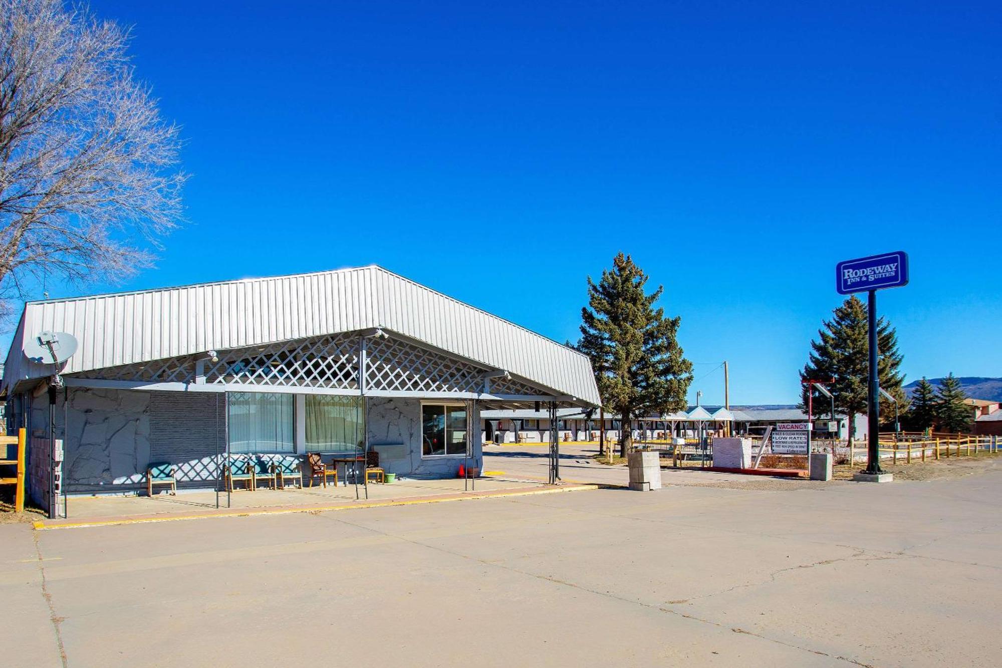 Rodeway Inn & Suites Ратон Экстерьер фото